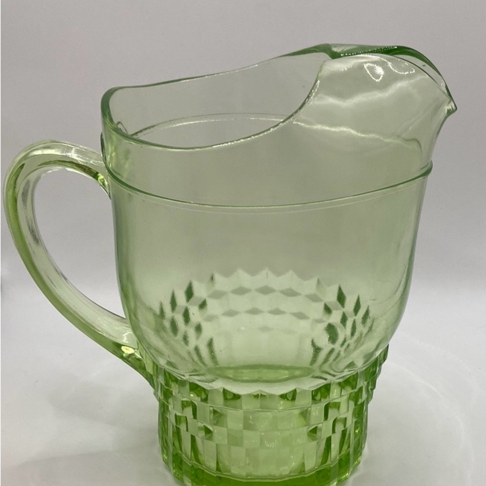 Vintage Anchor Hocking Uranium Windsor Pitcher